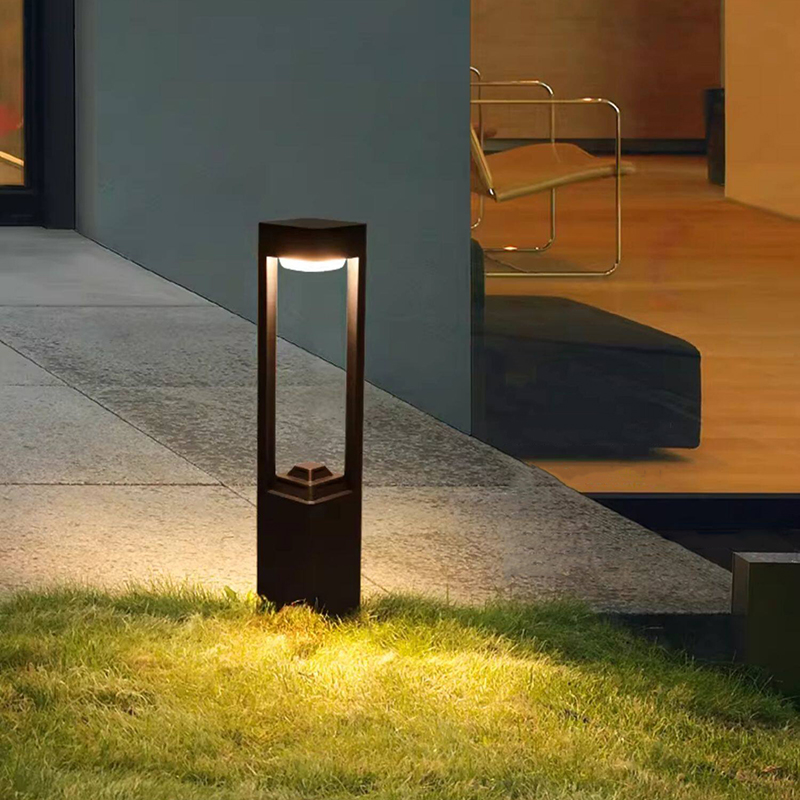 Outdoor Lighting And Decor - مصباح أرضي مضيء للساحات يعمل بالطاقة
