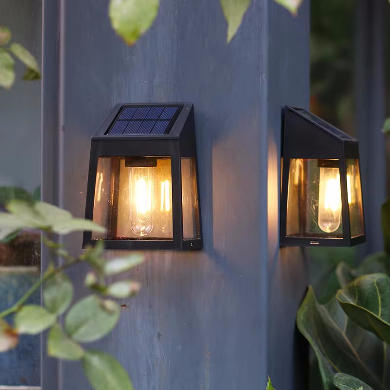 مصباح جداري شمسي مقاوم للماء خ - مراجعة Outdoor Lighting For Fence وسعره