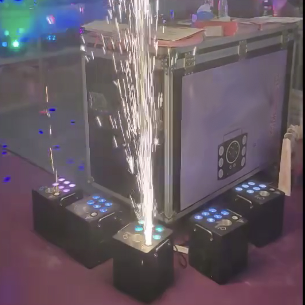 جهاز إطلاق الشرر البارد LED بق - مراجعة Lighting Wedding Outdoor وسعره
