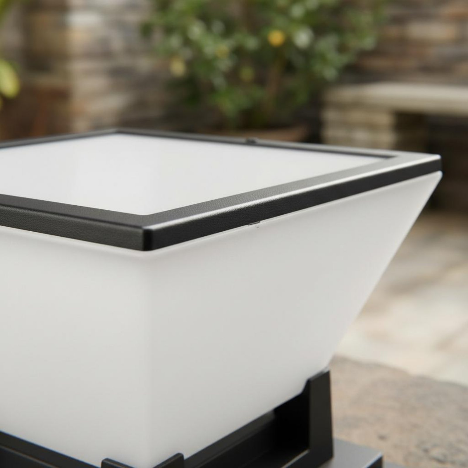 مصباح شمسي للأعمدة مقاوم للماء - مراجعة Outdoor Lighting For Fence وسعره